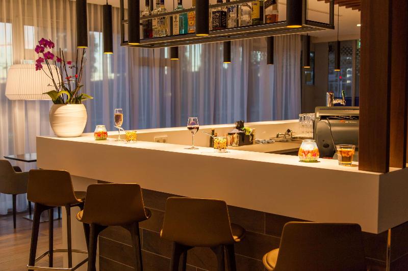 Hampton By Hilton Amsterdam City Centre East - Bar