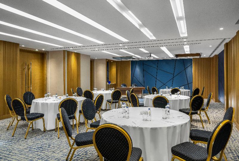 Crowne Plaza İSTANBUL - FLORYA by IHG - Toplantı