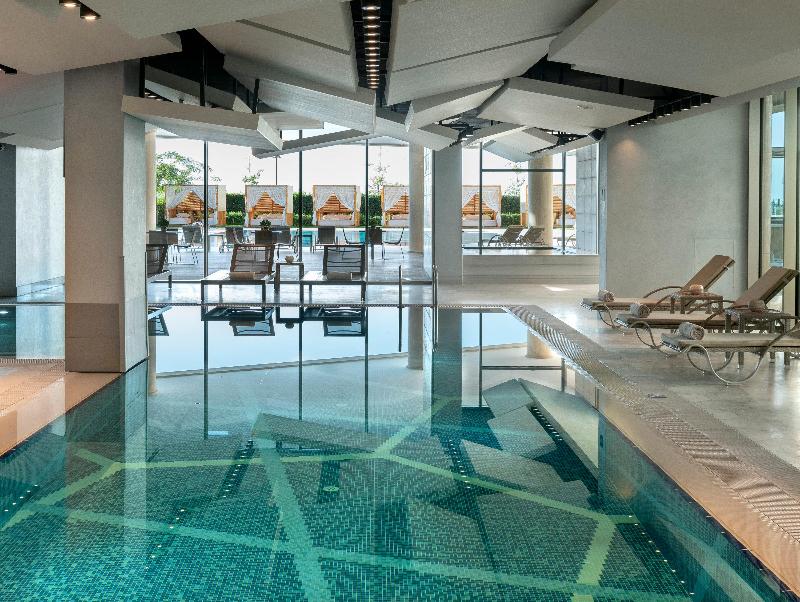 Crowne Plaza İSTANBUL - FLORYA by IHG - Havuz