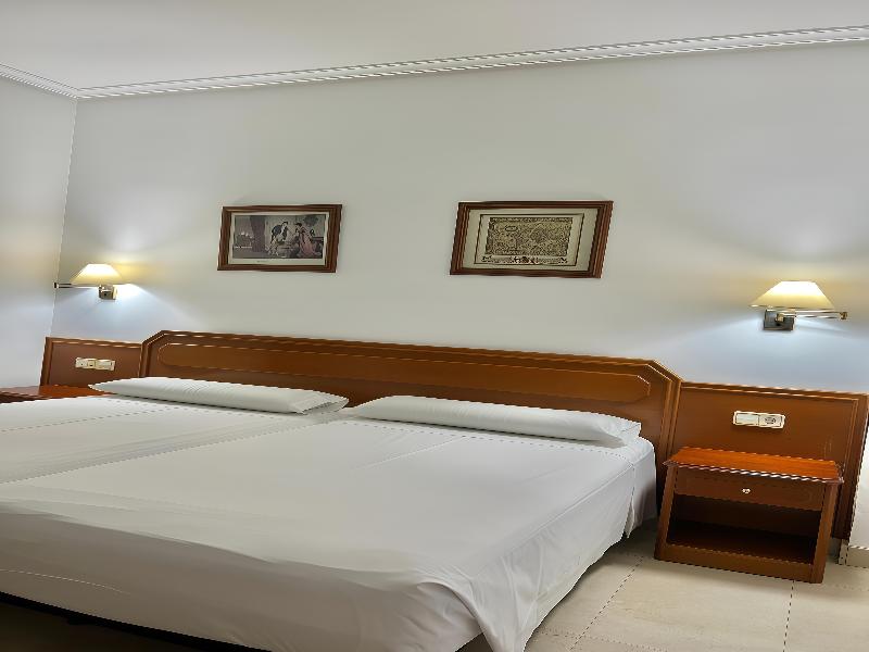 Hotel Humanes - Oda