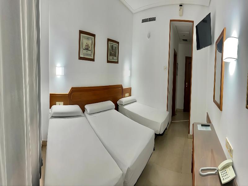 Hotel Humanes - Oda
