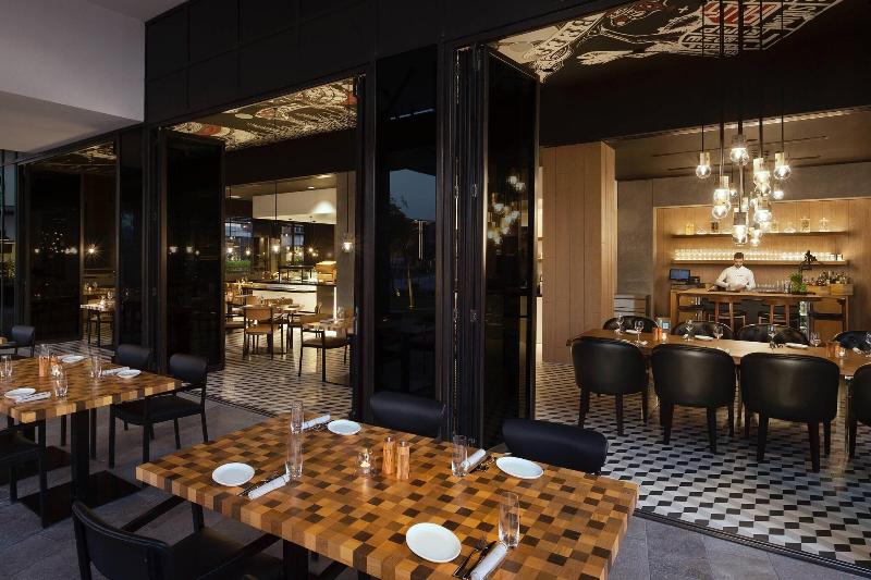 La Ville Hotel & Suites CITY WALK Dubai - Restoran