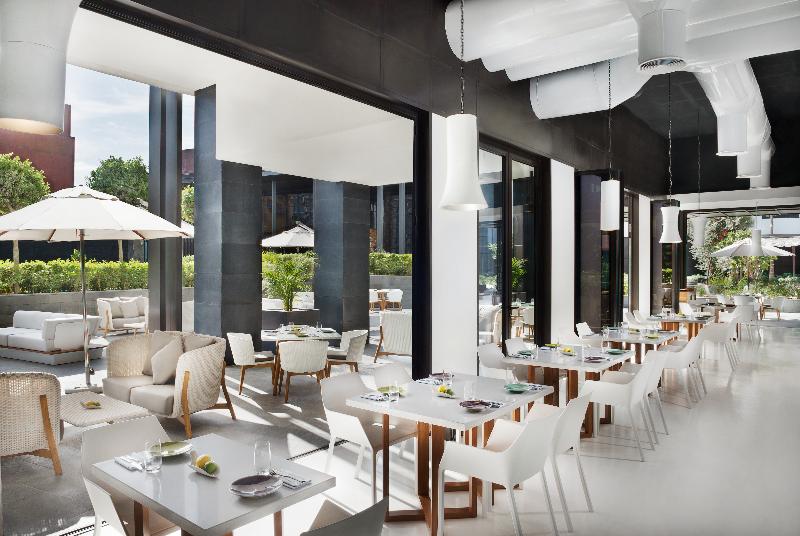 La Ville Hotel & Suites CITY WALK Dubai - Restoran