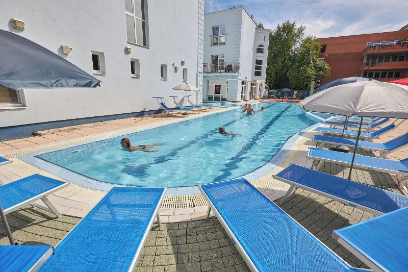 Hotel Silver - Havuz