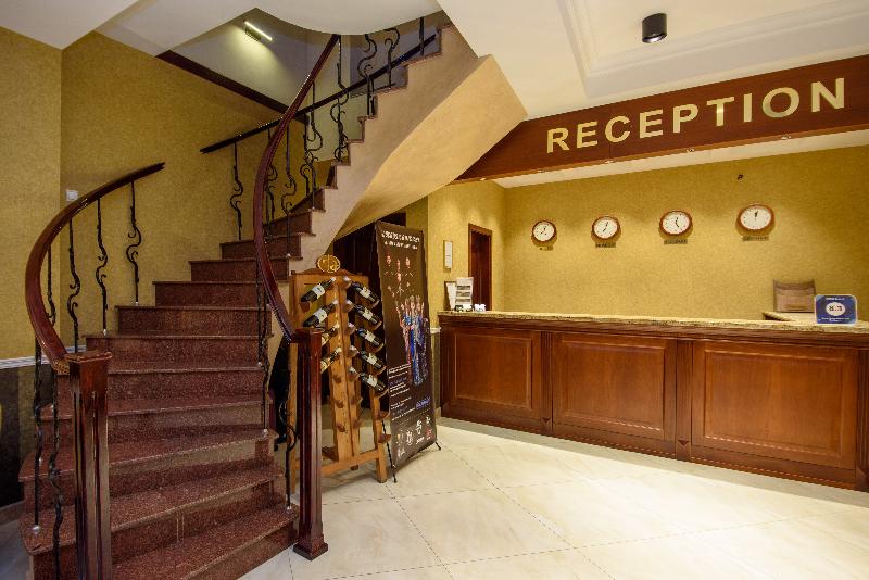 KMM Hotel - Lobi
