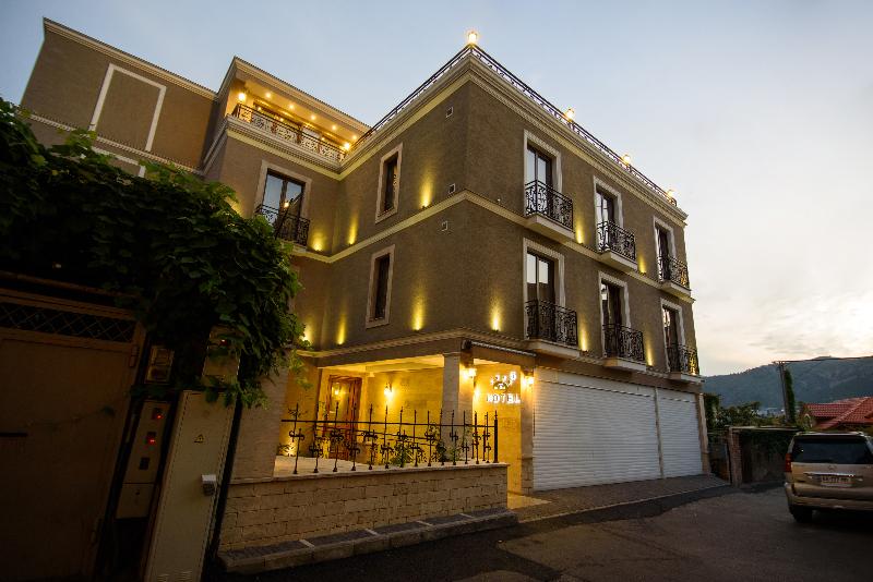 KMM Hotel - Genel