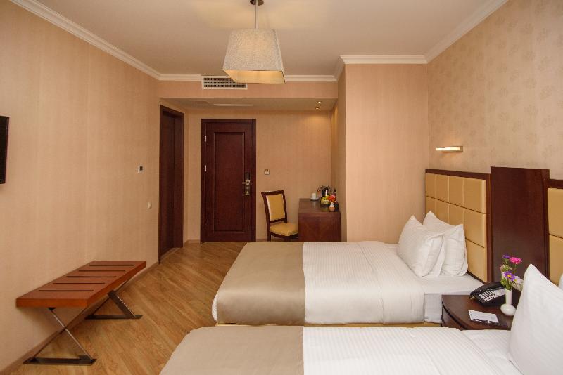KMM Hotel - Oda
