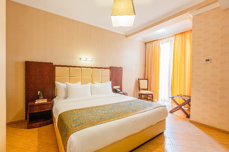 KMM Hotel - Oda