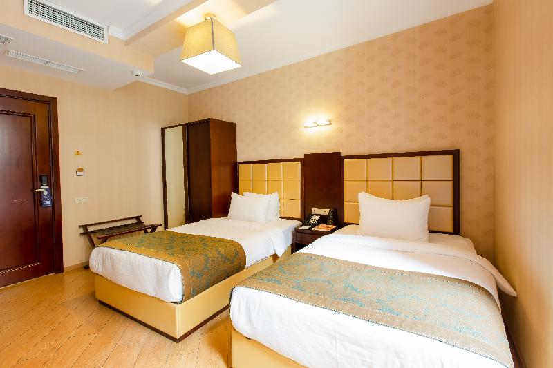 KMM Hotel - Oda