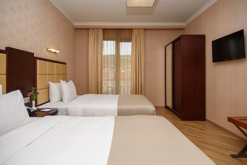 KMM Hotel - Oda