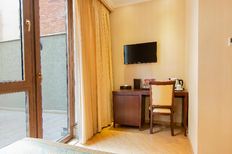 KMM Hotel - Oda