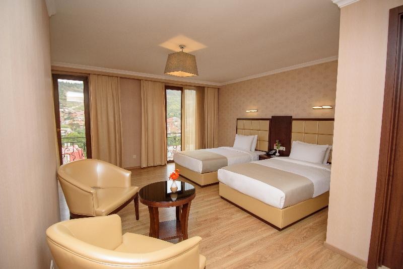 KMM Hotel - Oda
