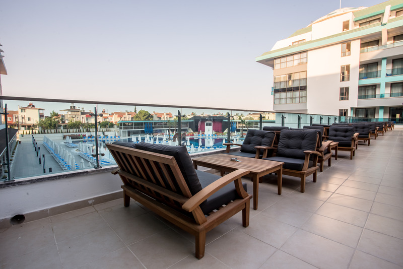 Sensitive Premium Resort & Spa - Teras