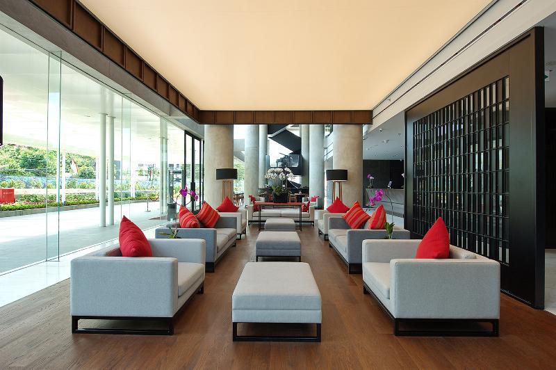 Ra Premiere Simatupang - Lobi