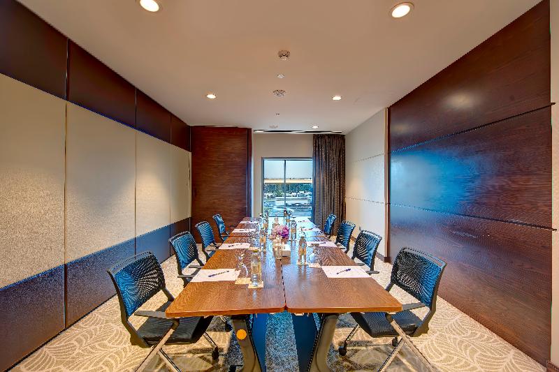 Metropolitan Hotel Dubai - Toplantı