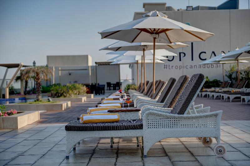 Metropolitan Hotel Dubai - Havuz