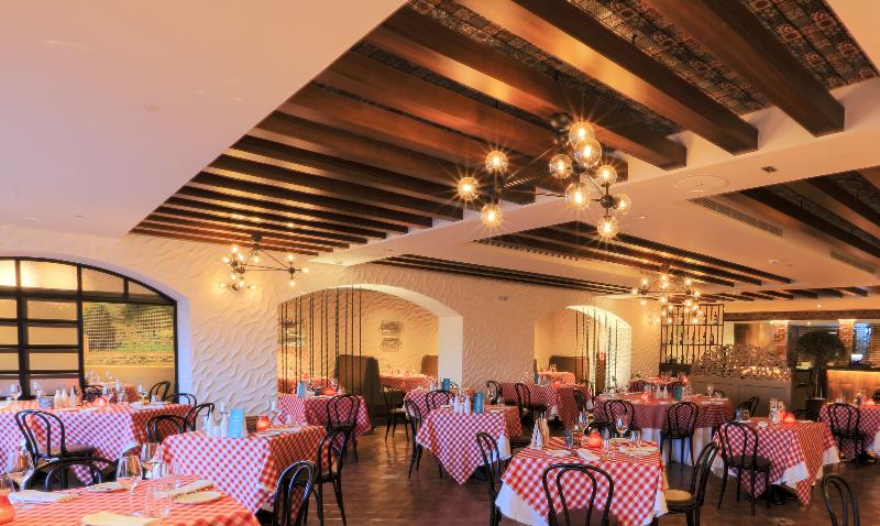 Metropolitan Hotel Dubai - Restoran