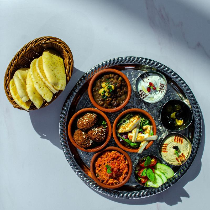 Al Aziziyah Boutique Hotel - Restoran