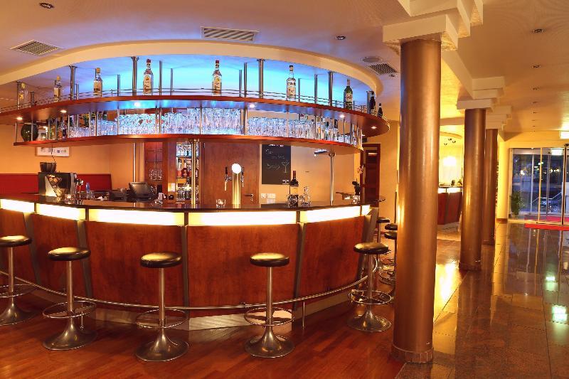 Amedia Hotel Frankfurt-Ruesselsheim by Wyndham - Bar