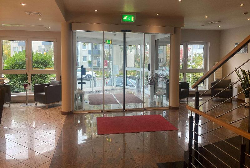 Amedia Hotel Frankfurt-Ruesselsheim by Wyndham - Lobi
