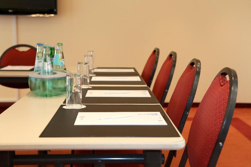 Amedia Hotel Frankfurt-Ruesselsheim by Wyndham - Toplantı
