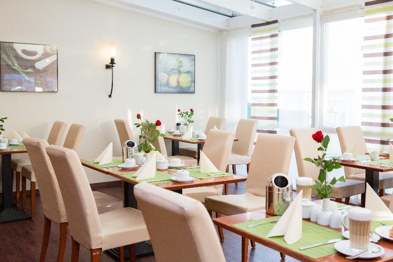 Amedia Hotel Frankfurt-Ruesselsheim by Wyndham - Genel
