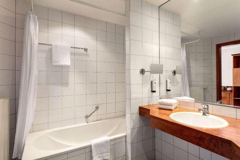 Amedia Hotel Frankfurt-Ruesselsheim by Wyndham - Oda