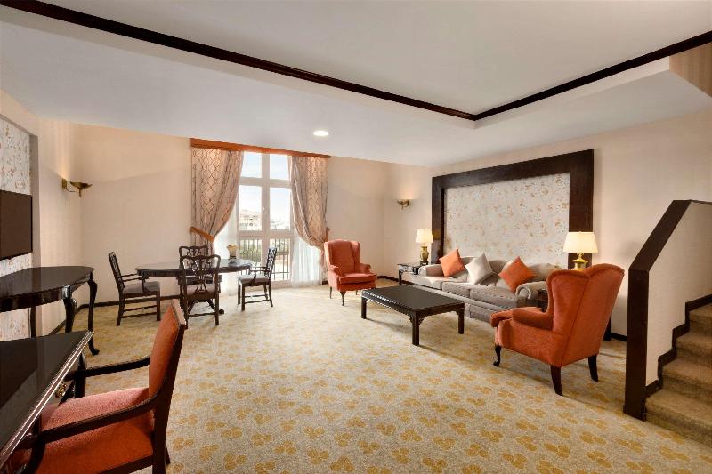 Hawthorn Suites By Wyndham Al Khobar - Oda