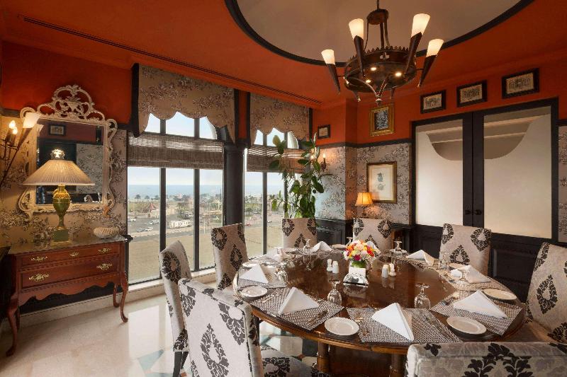 Hawthorn Suites By Wyndham Al Khobar - Restoran