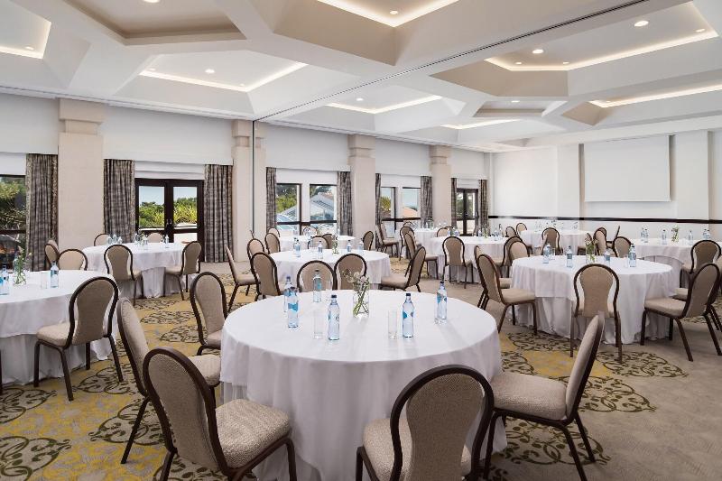 Pine Cliffs Ocean Suites - Toplantı
