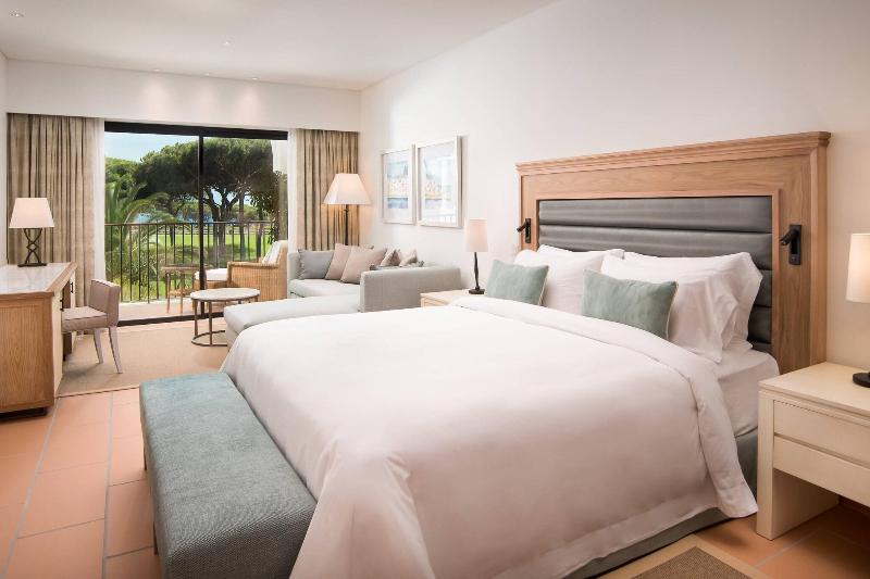 Pine Cliffs Ocean Suites - Oda