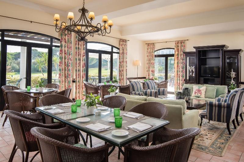 Pine Cliffs Ocean Suites - Restoran
