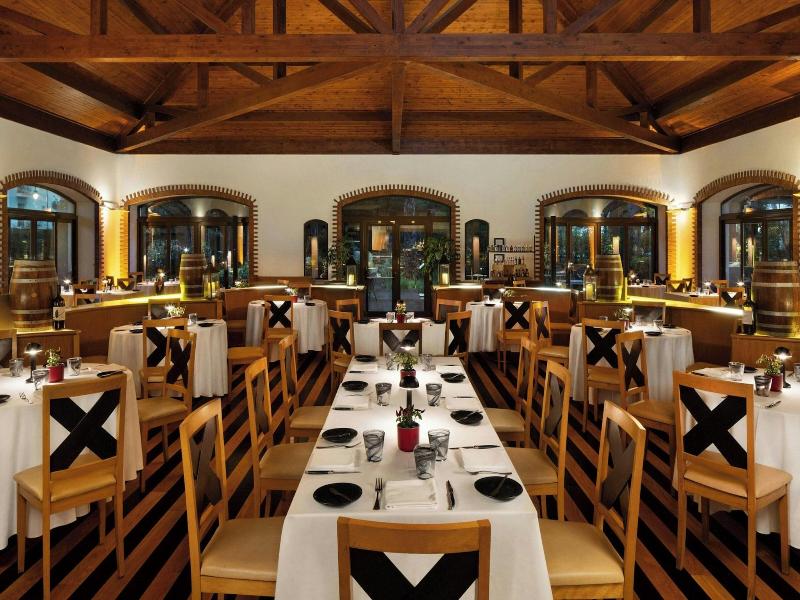 Pine Cliffs Ocean Suites - Restoran
