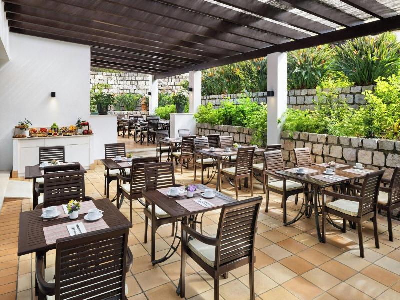 Pine Cliffs Ocean Suites - Restoran