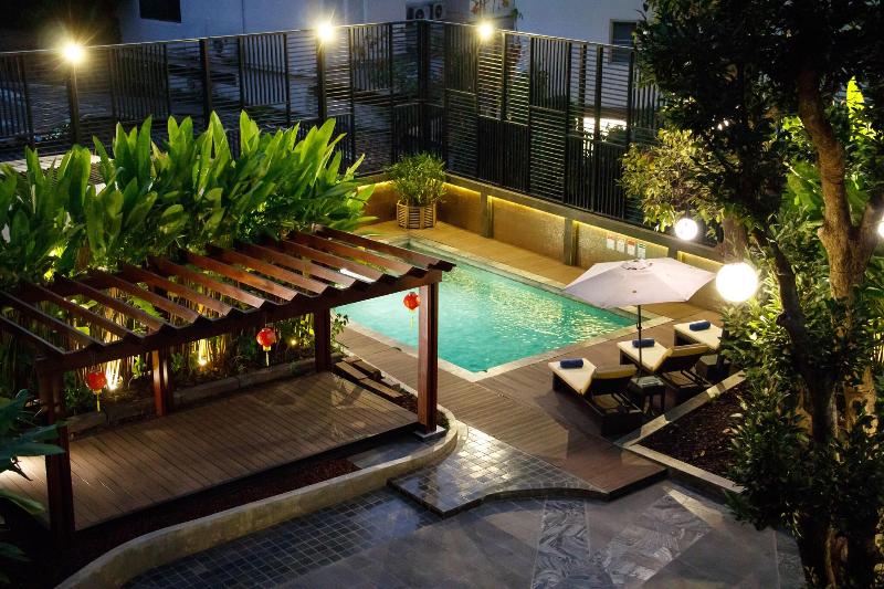 Sanae Hotel Chiang Mai - Havuz