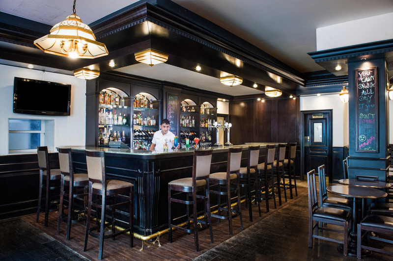 Al Hamra Residence - Bar