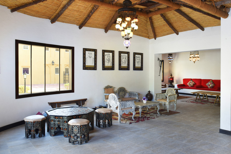 Al Hamra Residence - Lobi