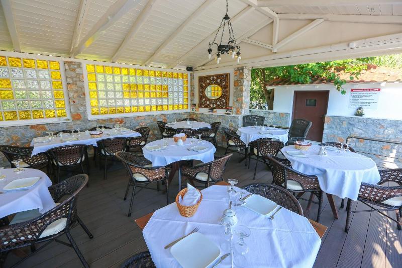 Skiathos Island Suites - Bar