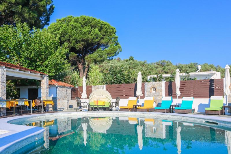 Skiathos Island Suites - Genel