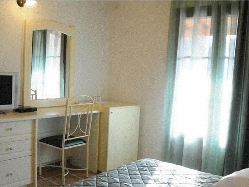 Skiathos Island Suites - Oda