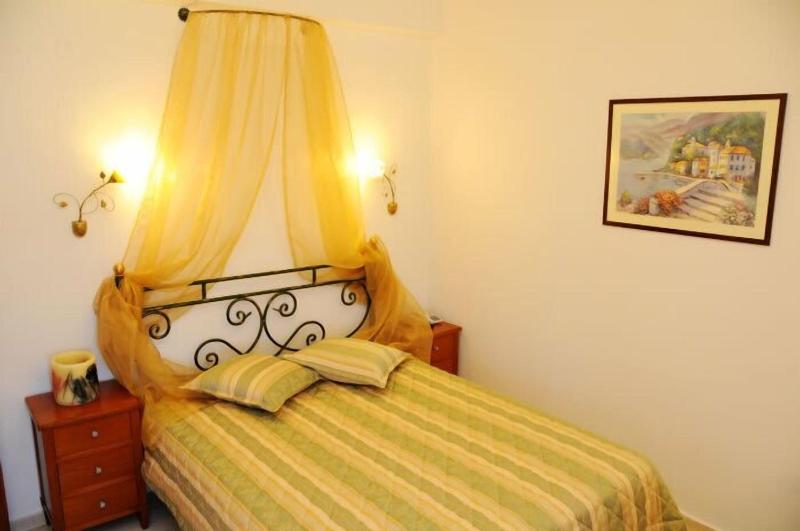 Skiathos Island Suites - Oda