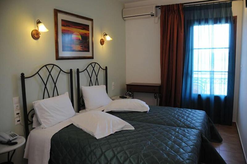 Skiathos Island Suites - Oda