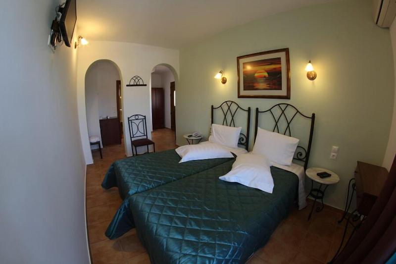 Skiathos Island Suites - Oda