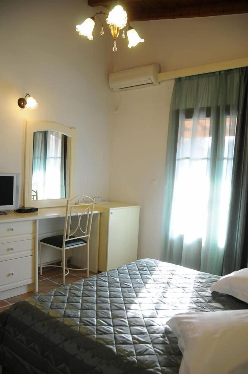 Skiathos Island Suites - Oda