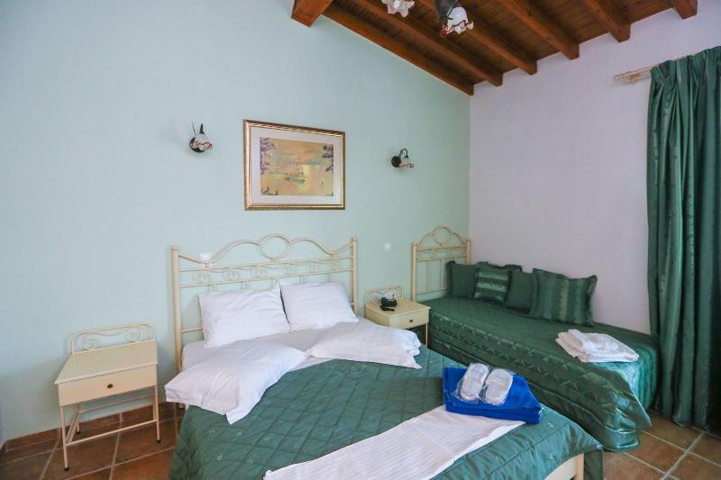 Skiathos Island Suites - Oda
