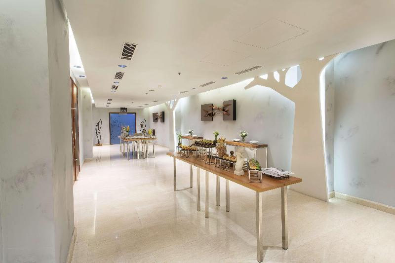 Hilton Garden Inn Bali Ngurah Rai Airport - Toplantı