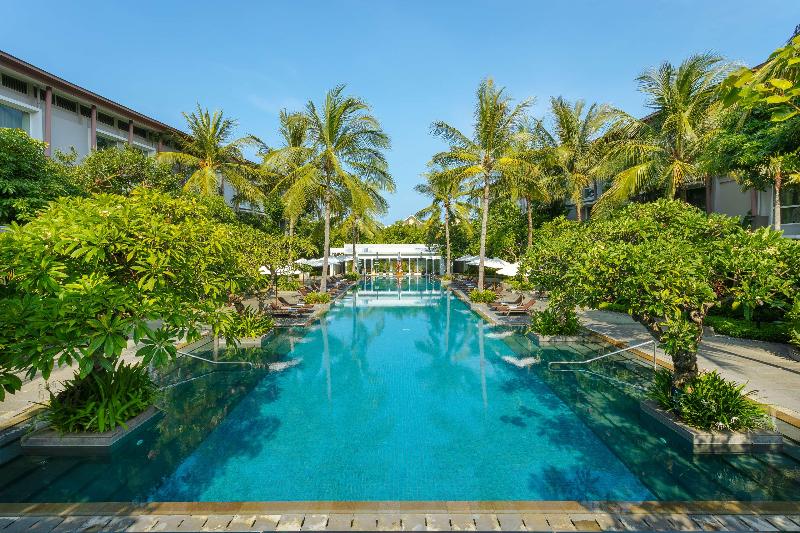 Hilton Garden Inn Bali Ngurah Rai Airport - Havuz