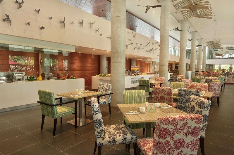 Hilton Garden Inn Bali Ngurah Rai Airport - Restoran