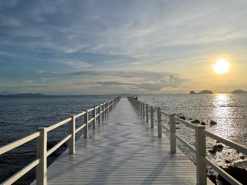 Conrad Koh Samui Resid (correct code 147724) - Teras