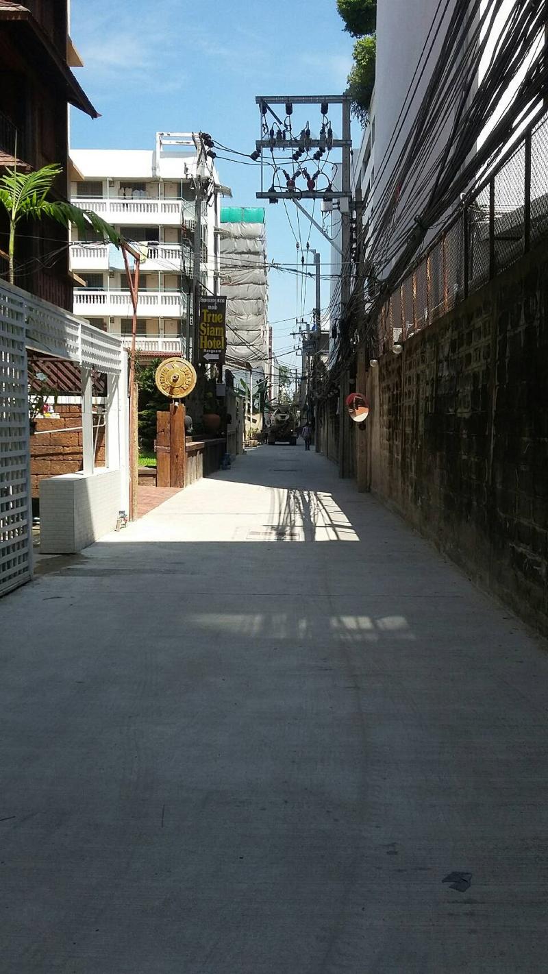 True Siam Rangnam Hotel - Genel